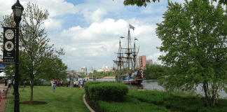 "Wilmington Riverfront" by Kej605 - Own work. Licensed under CC BY-SA 3.0 via Wikimedia Commons - http://commons.wikimedia.org/wiki/File:Wilmington_Riverfront.JPG#/media/File:Wilmington_Riverfront.JPG