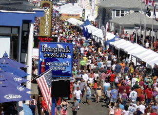 Hampton Beach Seafood Festival | I-95 Exit Guide