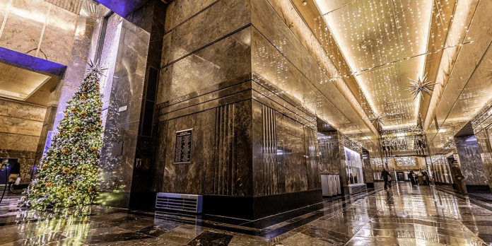 Empire State Building Lobby at Christmas | I-95 Exit Guide Empire State Building Lobby at Christmas | I-95 Exit Guide