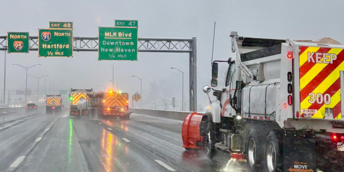 960x480-connecticut-winter-traffic Connecticut I-95 Traffic | I-95 Exit Guide