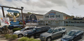 Weathervane Seafood Restaurant - Kittery, Maine | I-95 Exit Guide
