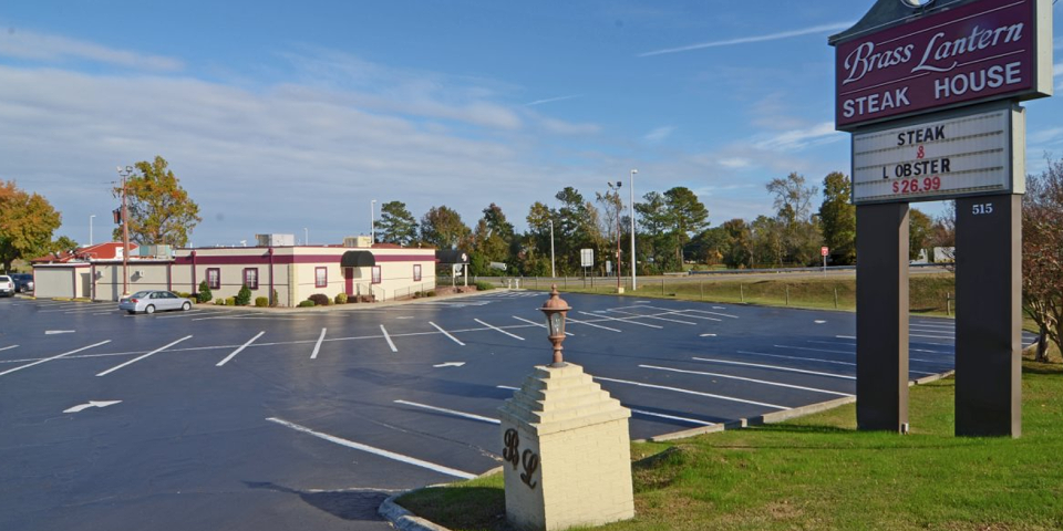 Brass Lantern - Dunn, North Carolina | I-95 Exit Guide