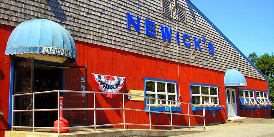 Newicks - Newington, New Hampshire | I-95 Exit Guide
