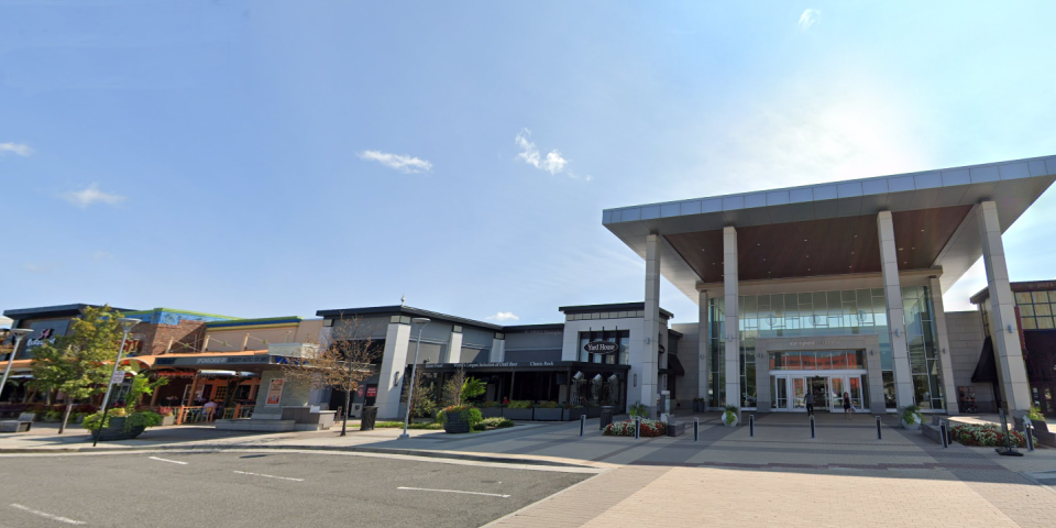 Springfield Town Center - Springfield, Virginia | I-95 Exit Guide