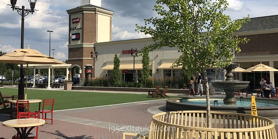 Gloucester Premium Outlets | Outlet Malls Along I-95