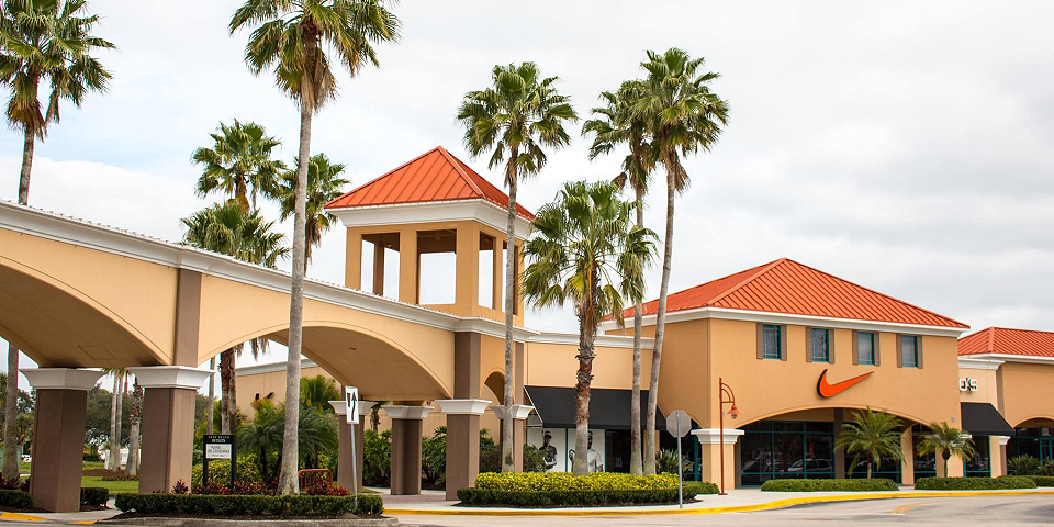 Vero Beach Outlets – Vero Beach, FL | I-95 Exit Guide