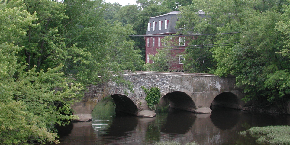 Millstone Valley Scenic Byway | I-95 Exit Guide