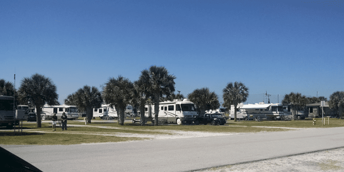 I-95 Campgrounds | Pelican Roost RV Park - Jacksonville, Florida