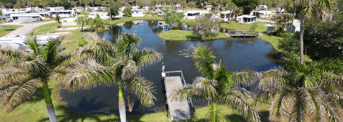 I-95 Campgrounds | Road Runner Travel Resort - Fort Pierce, Florida