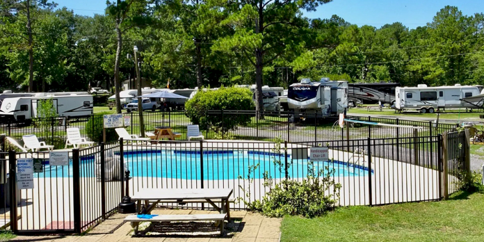 I-95 Campgrounds | Lake Aire RV Park and Campground - Hollywood, South Carolina