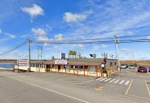 Browns Lobster Pound - Seabrook, New Hampshire | I-95 Exit Guide