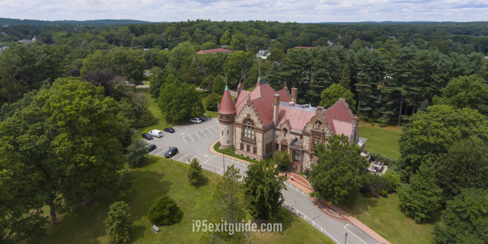 Wellesley, Massachusetts | I-95 Exit Guide
